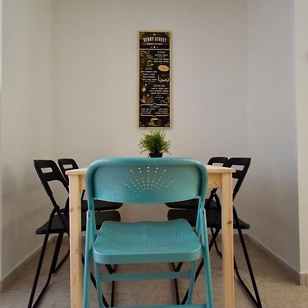 Budget Apartment By Hi5 - Akacfa 4 부다페스트 외부 사진
