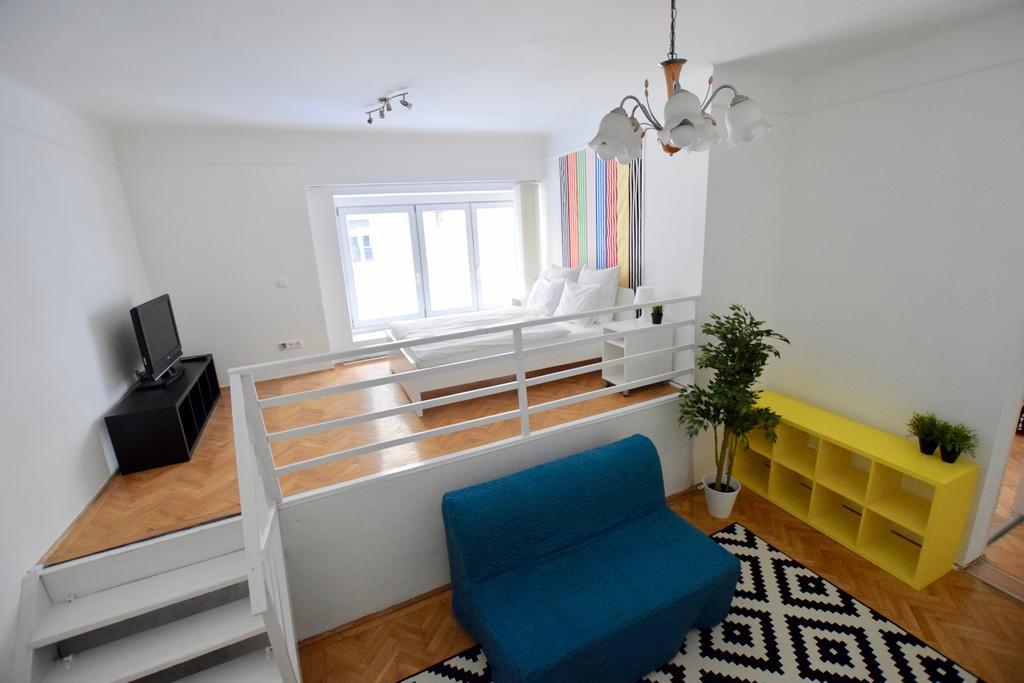 Budget Apartment By Hi5 - Akacfa 4 부다페스트 외부 사진